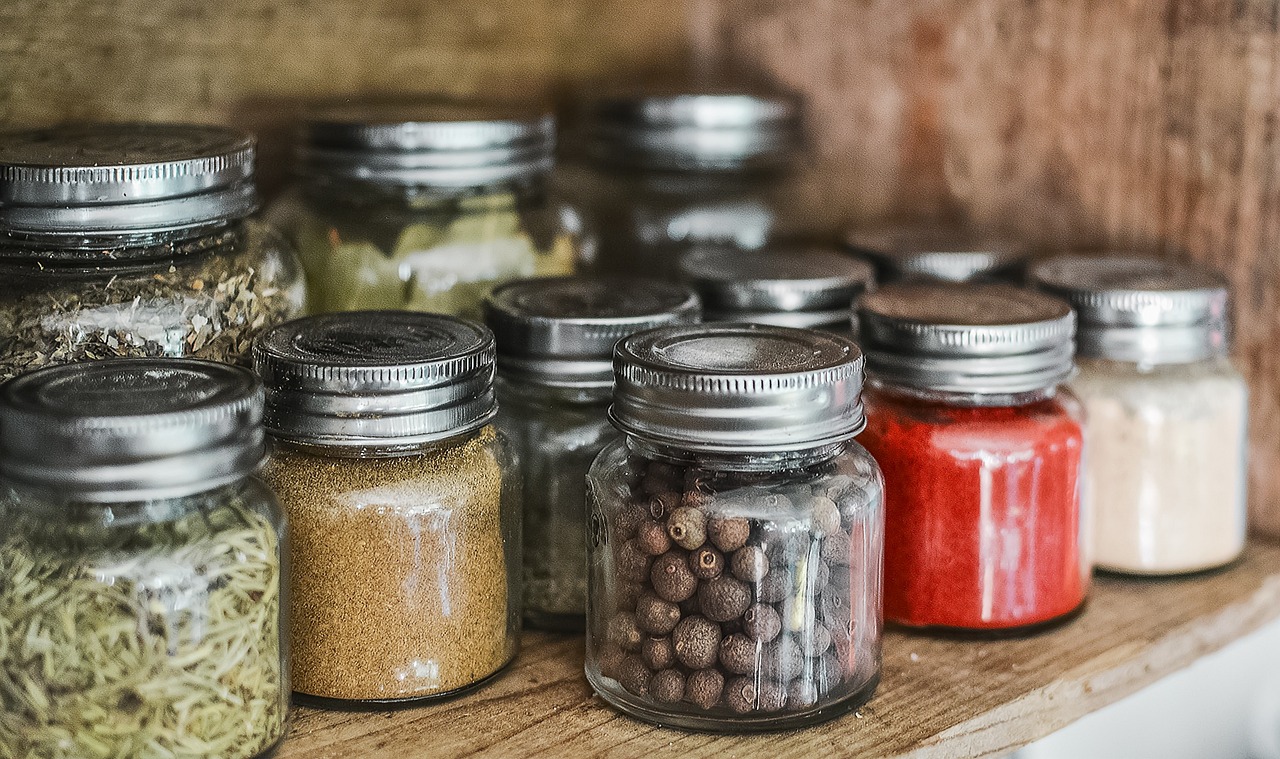 spices shelf jar kitchen cooking